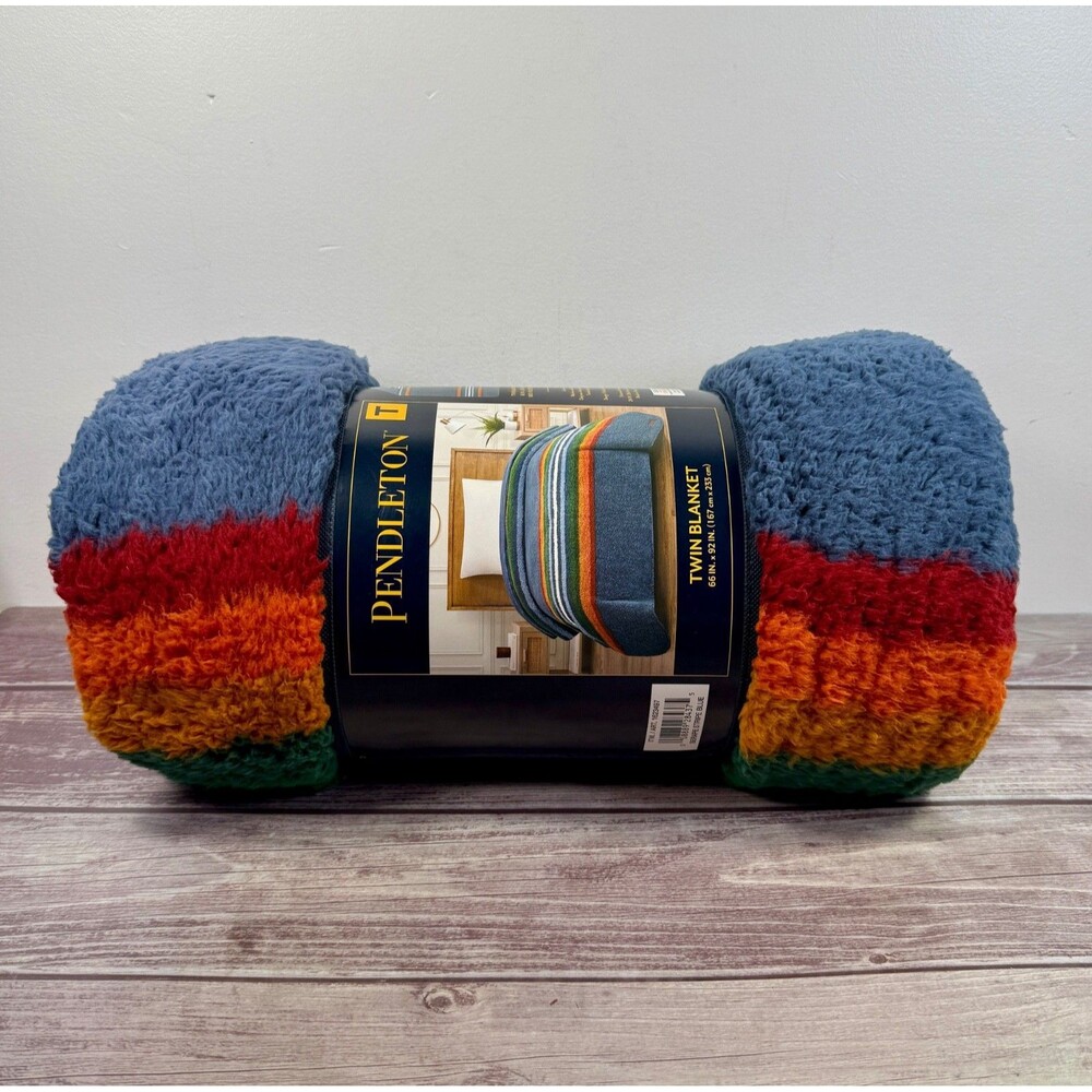 SOLD***NWT Pendleton Serape Stripe Blue Blanket Plush Manta Twin 66” x 92” - Picture 3 of 12